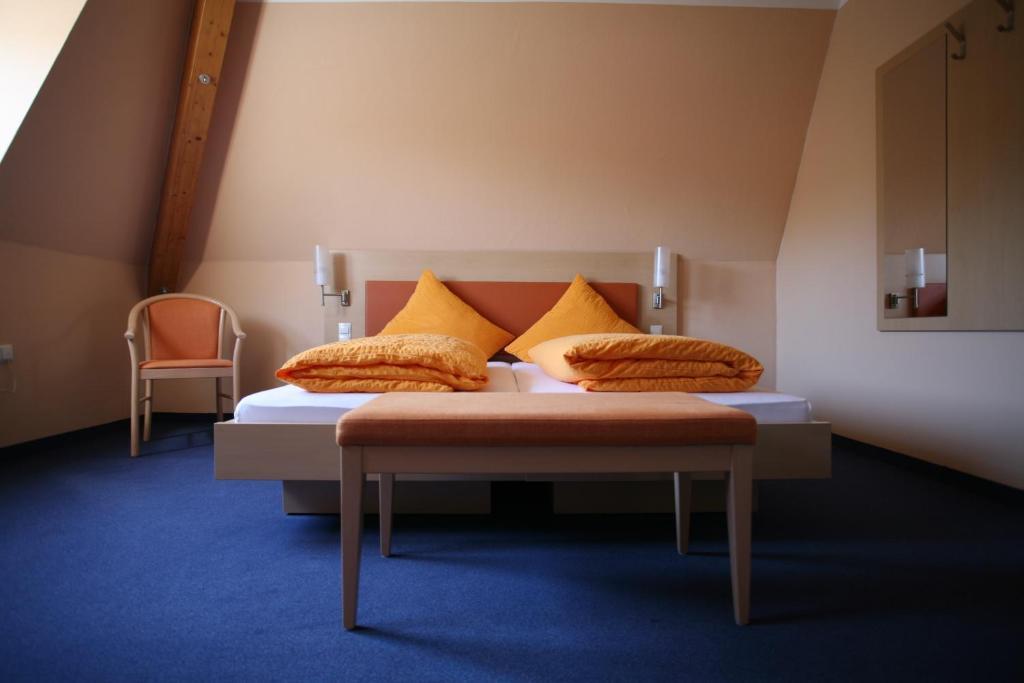 Hotel Linde Pfalz Silz  Экстерьер фото